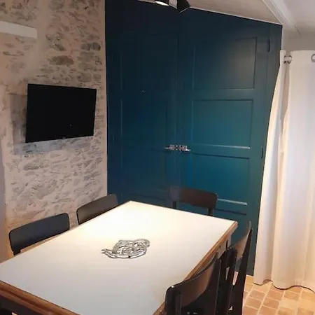 度假居 Et Commerces A Pieds ! Eugene 圣伊莱尔·德列