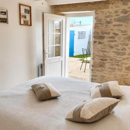 Et Commerces à Pieds ! Eugène Hébergement de vacances