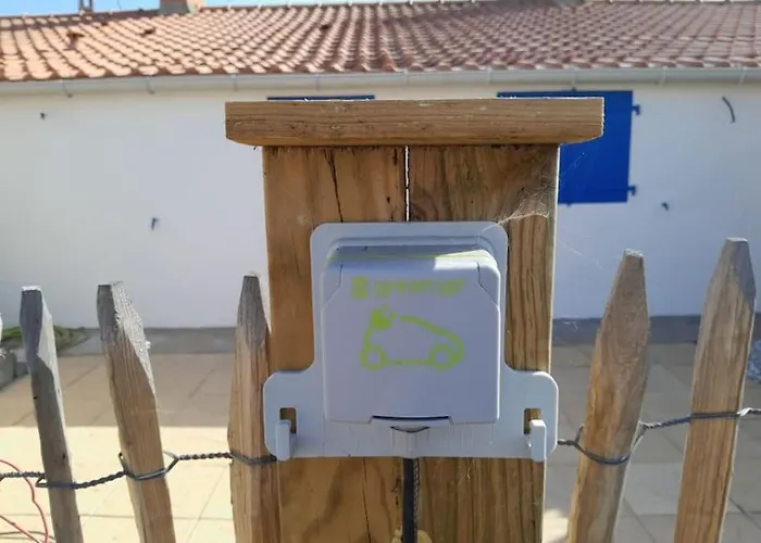 بيت للعطل Et Commerces A Pieds ! Eugene سا يْليرْ دو ري